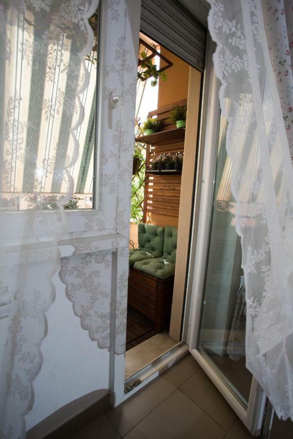 Appia Tourist Apartment Rzym Zewnętrze zdjęcie