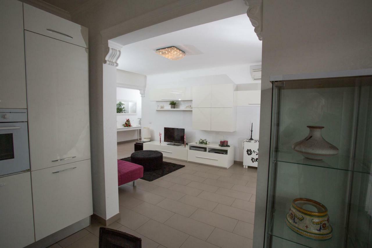 Appia Tourist Apartment Rzym Zewnętrze zdjęcie