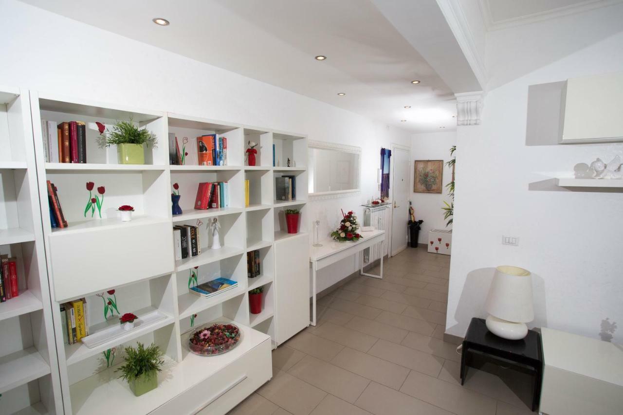 Appia Tourist Apartment Rzym Zewnętrze zdjęcie
