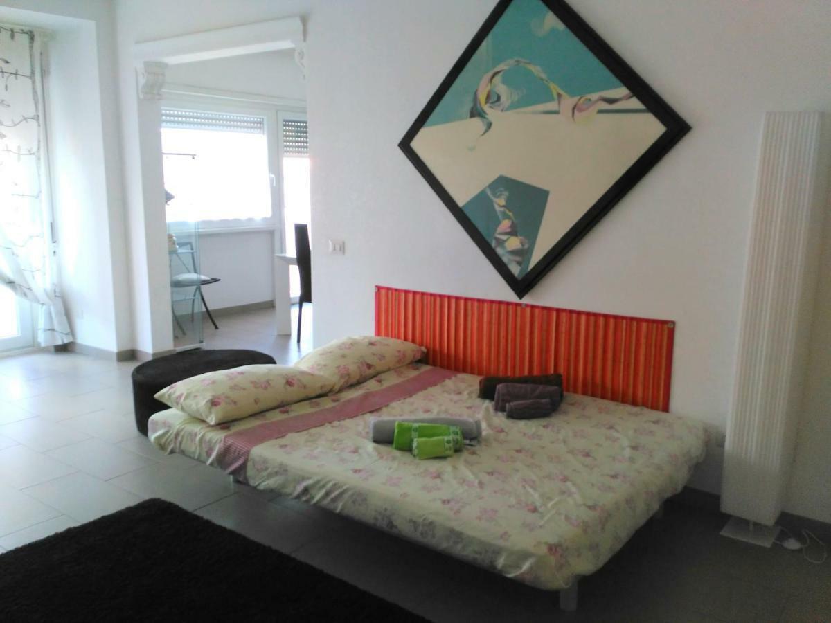 Appia Tourist Apartment Rzym Zewnętrze zdjęcie